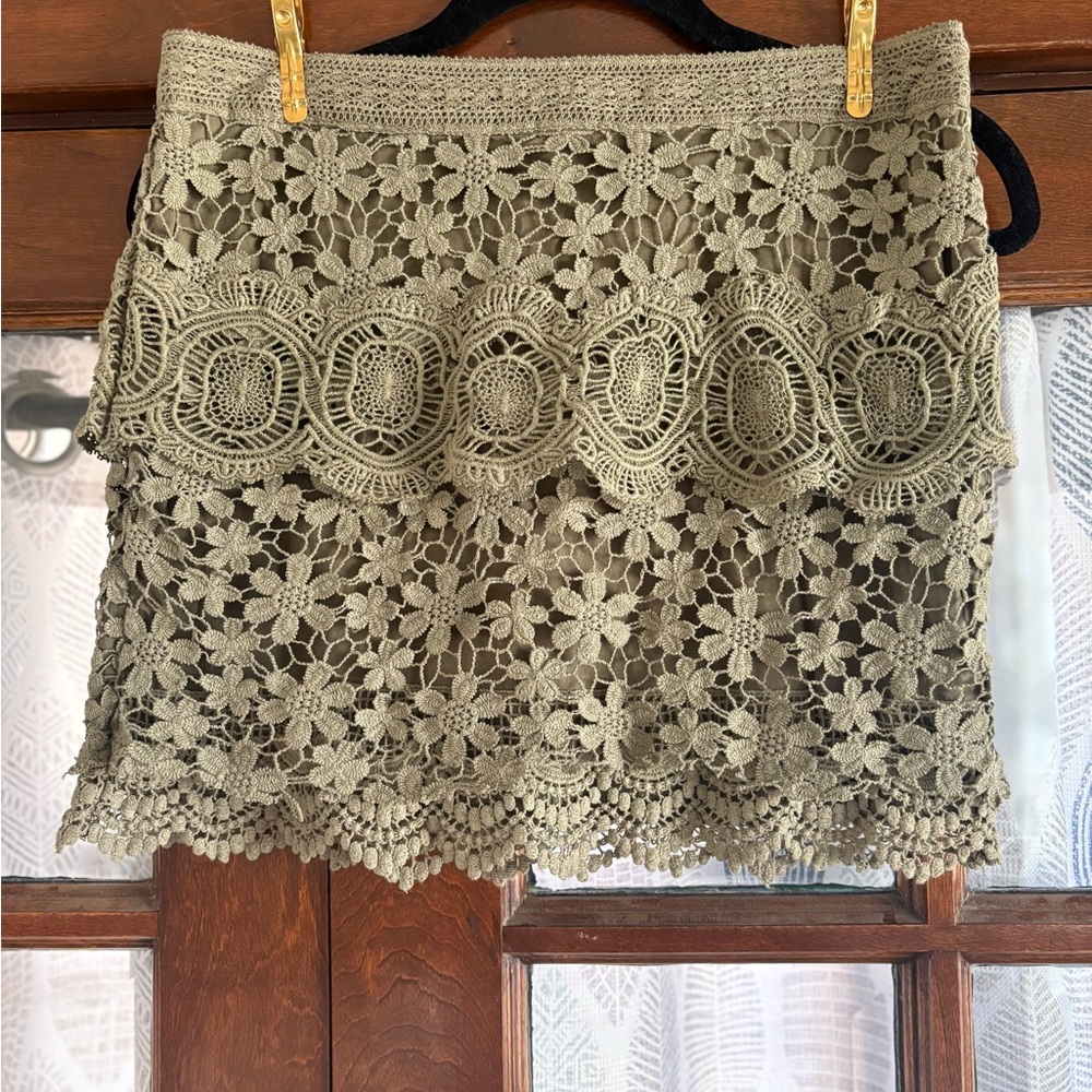 Free People Flower Field Mix Crochet Lace Green Floral Mini Skirt - Picture 2 of 6